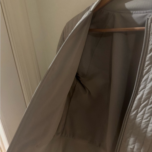 Lululemon Athletica Non-Stop Cotton Bomber Jacket Raw Linen size 6 - Picture 6 of 6